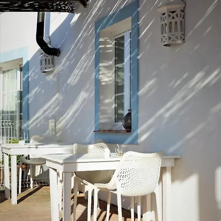 Casa Largo Do Poco 4* Алвор