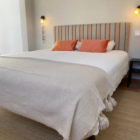 فندق مبيت وإفطار Casa Largo Do Poco ألفور