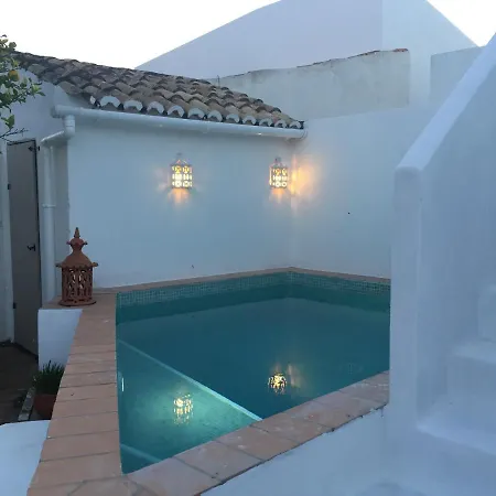 לינה וארוחת בוקר Casa Largo Do Poco אלבור