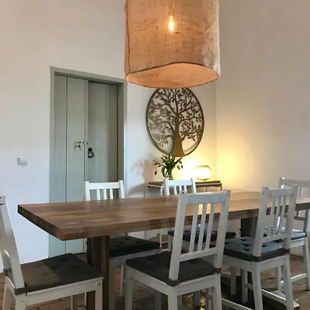 Casa Largo Do Poco 阿尔沃尔