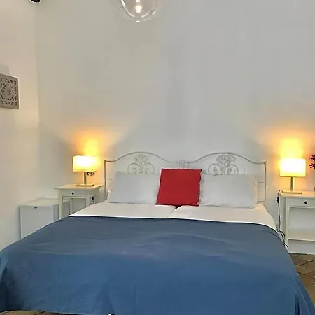 Casa Largo Do Poco
