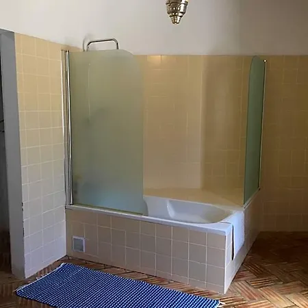 Casa Largo Do Poco Oda ve Kahvaltı Alvor